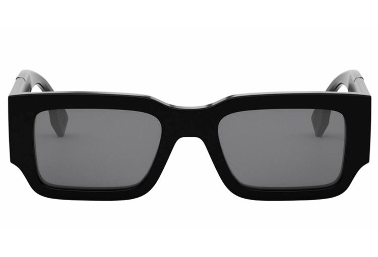 Suncane-naocale-FendiFE40131I-01A-51-Alfa-Vision-Optika-(1)