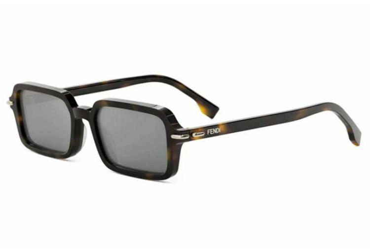 Suncane-naocale-Fendi-FE40174I-52C51-Alfa-Vision-Optika-(2)